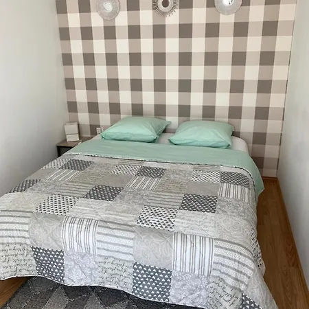 Independant * Lisieux