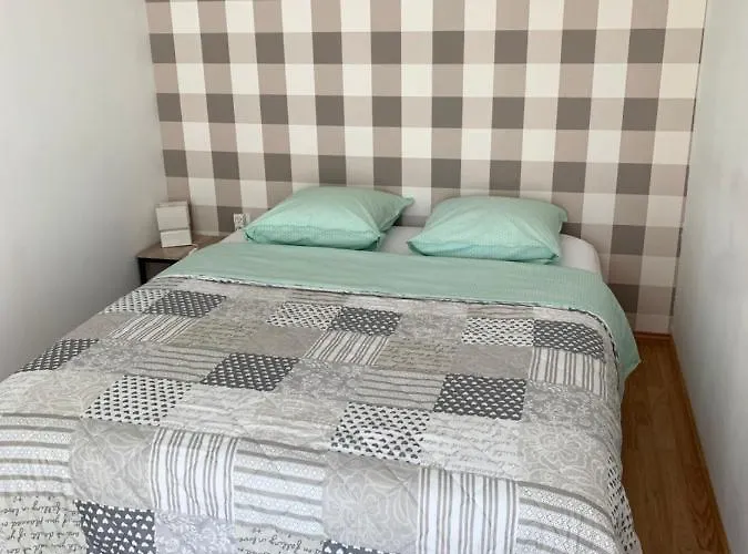 Independant * Lisieux