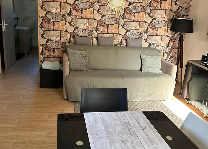 Independant Διαμέρισμα